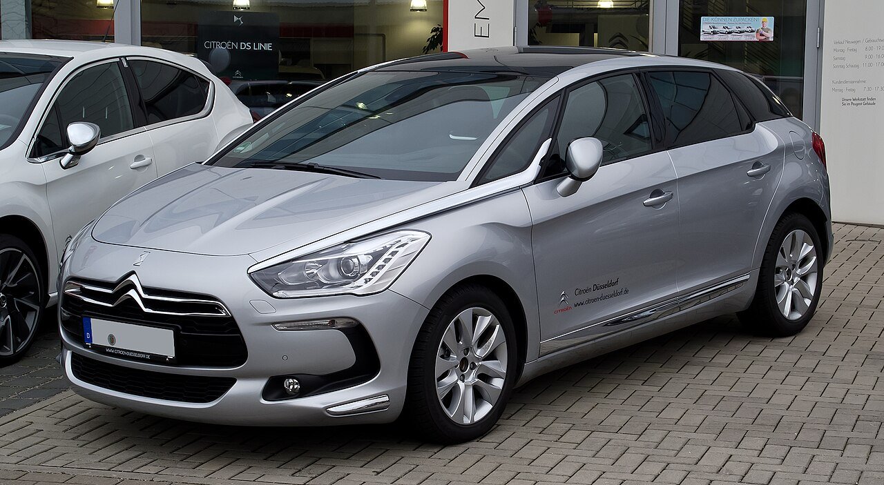 DS 5 Хэтчбек (5 дв.)