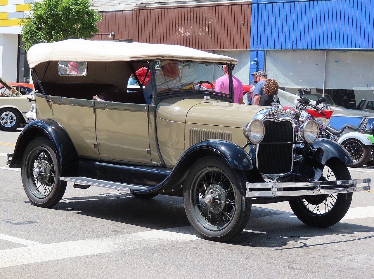 Ford Model A Хэтчбек (3 дв.)
