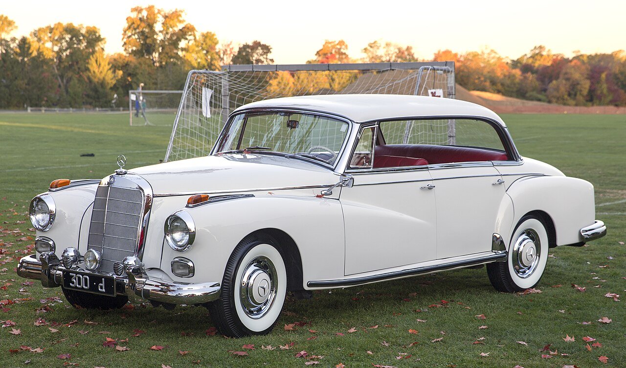 Mercedes W189 Седан