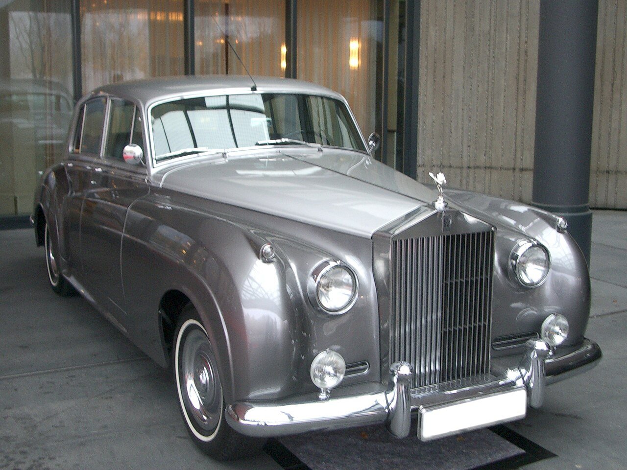 Rolls-Royce Silver Cloud Седан