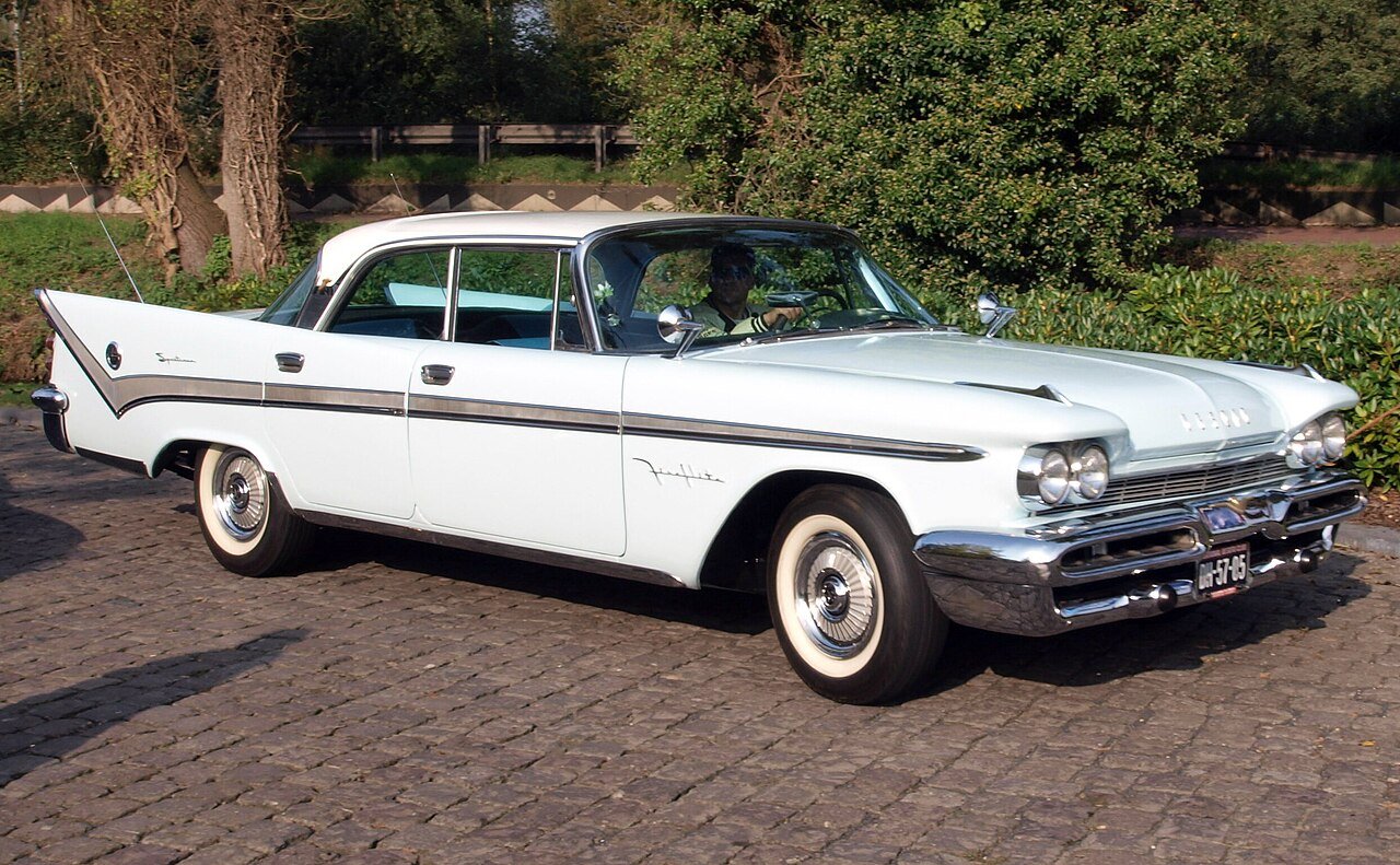 DeSoto Fireflite Седан