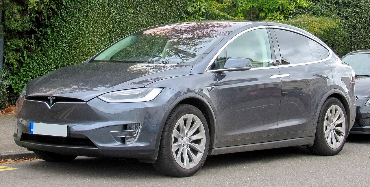 Tesla Model X Внедорожник (5 дв.)