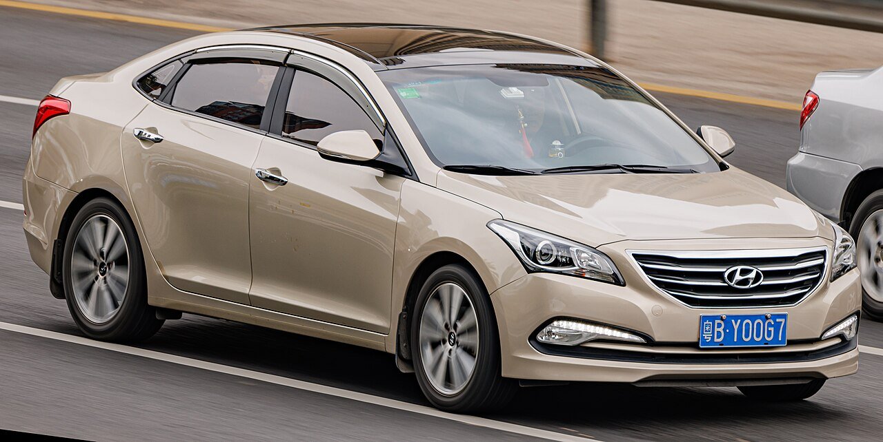 Hyundai Mistra Седан