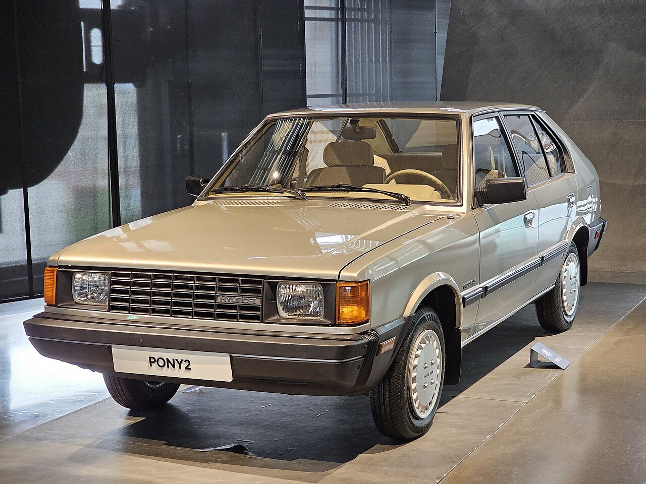 Hyundai Pony Седан