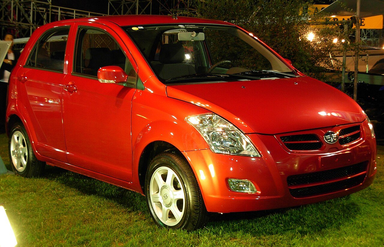 FAW Vizi V2 Хэтчбек (5 дв.)