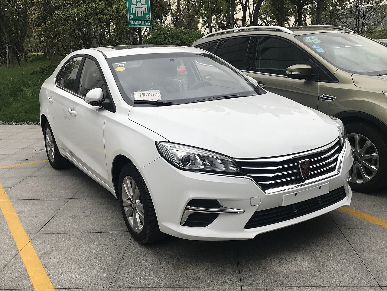 Roewe 360 Седан