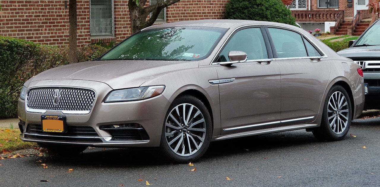 Lincoln Continental Седан