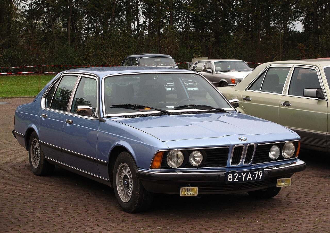 BMW 7 Series Седан