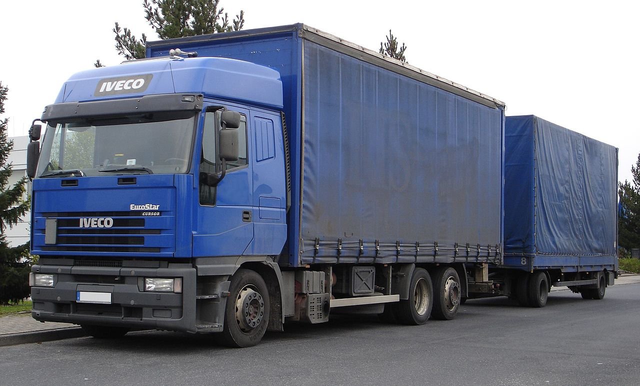 Iveco EuroStar Тягач