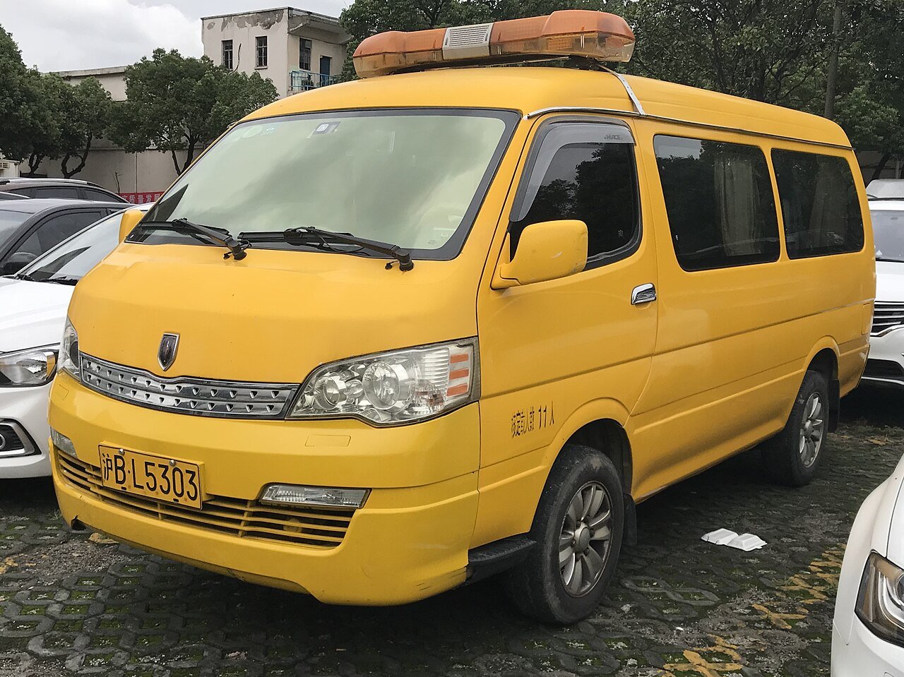 Jinbei Haise Микроавтобус