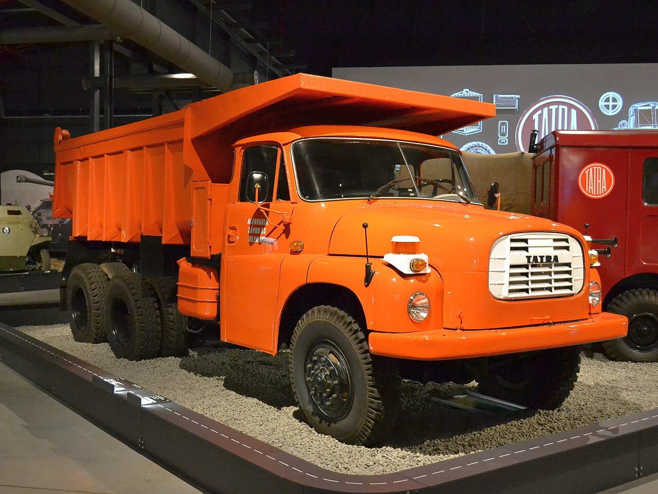 Tatra 148 Самосвал
