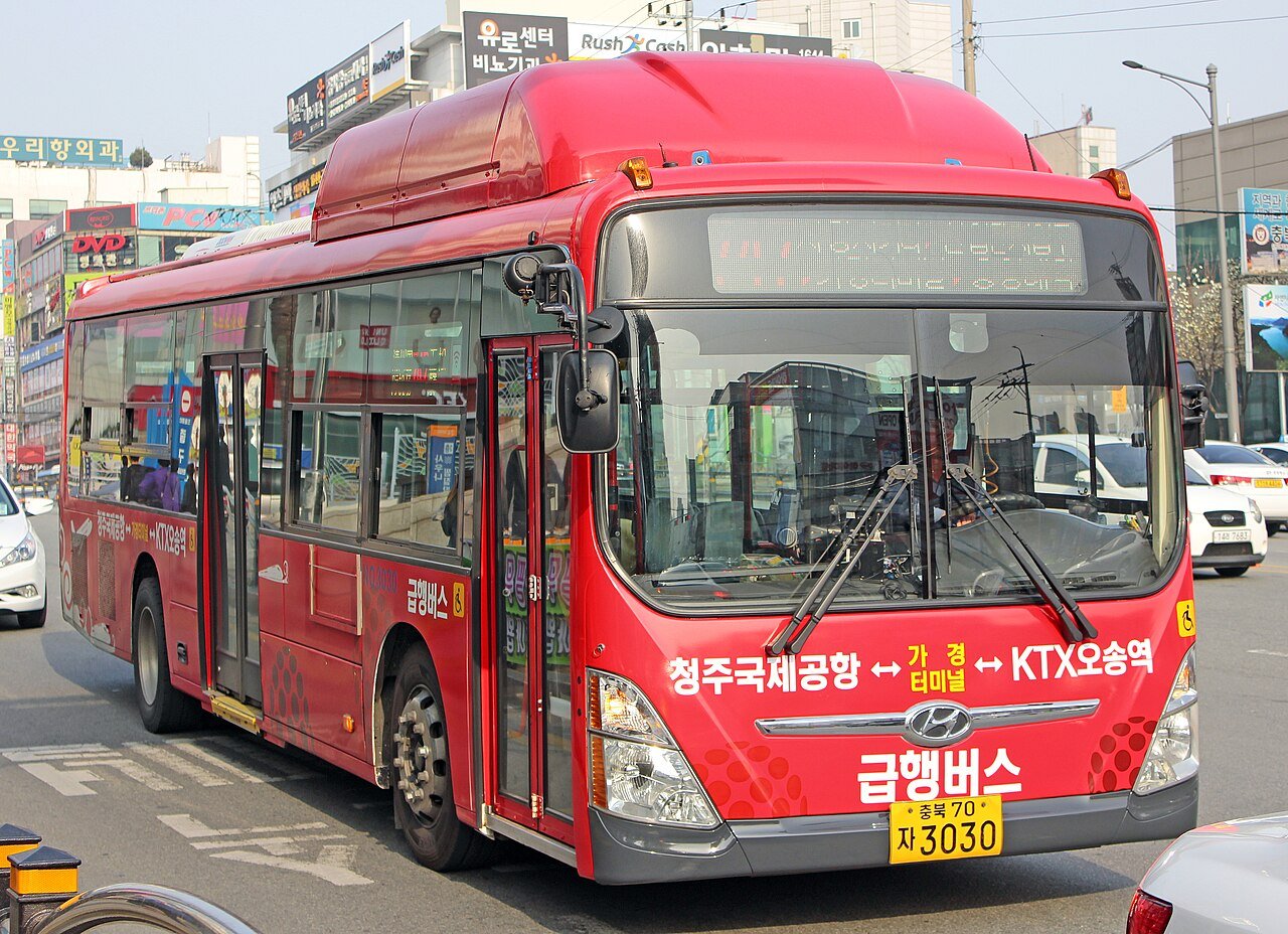 Hyundai Super Aero City Автобус междугородный