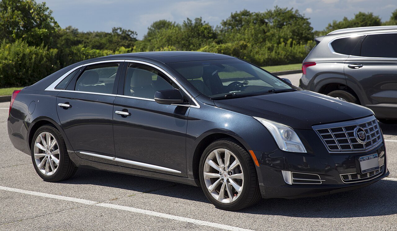 Cadillac XTS Седан