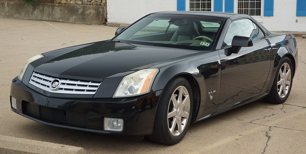 Cadillac XLR Родстер