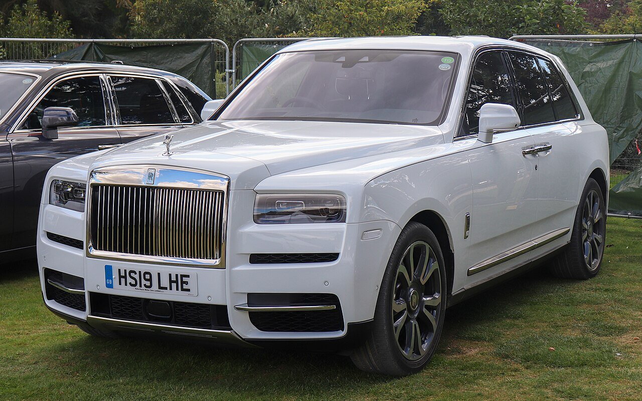 Rolls-Royce Cullinan Внедорожник (5 дв.)