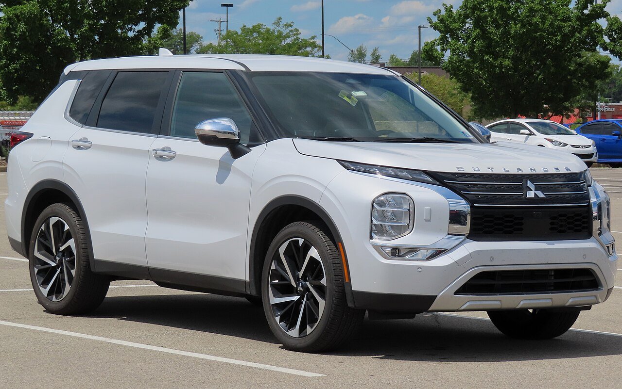 Mitsubishi Outlander Внедорожник (5 дв.)
