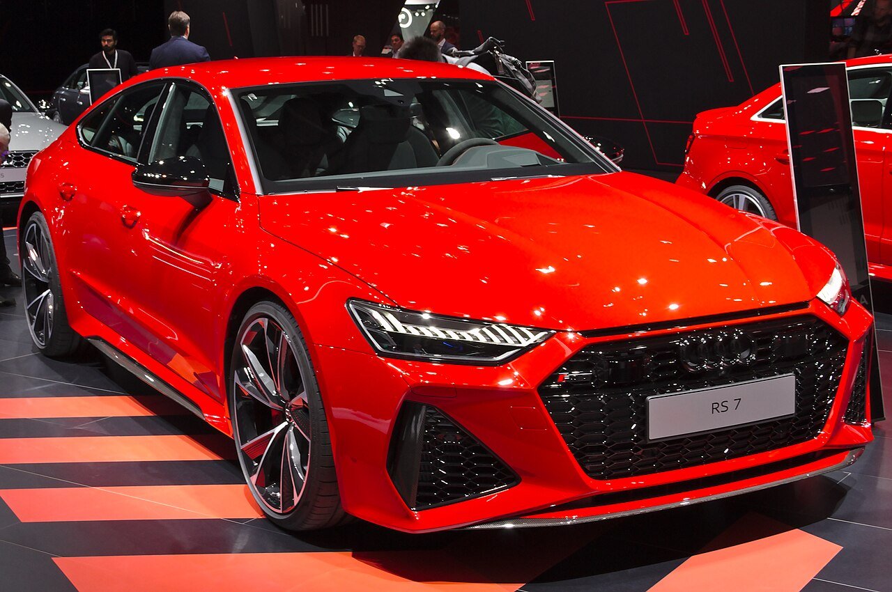 Audi RS7 Лифтбек (5 дв.)