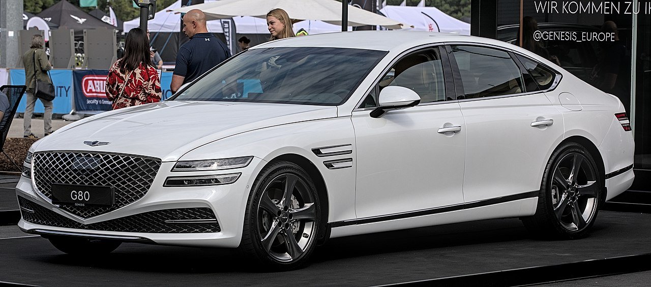Genesis G80 Седан