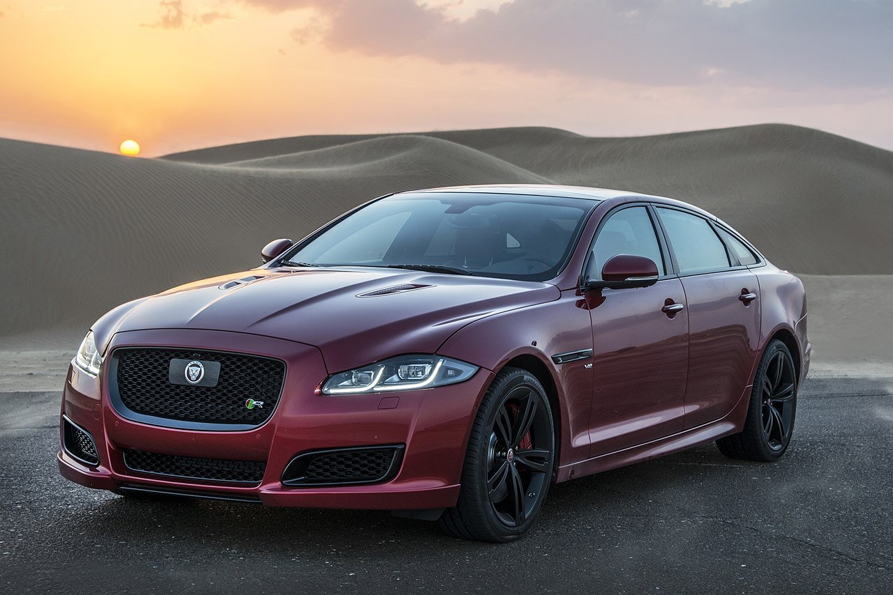 Jaguar XJ Седан