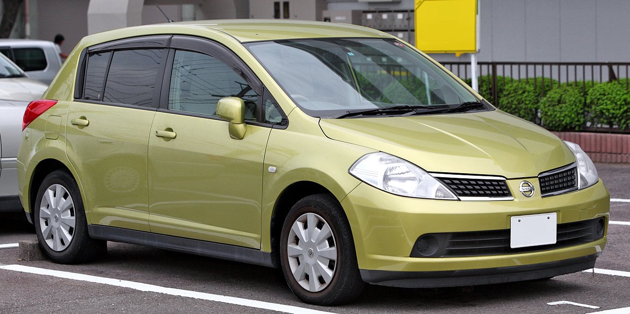 Nissan Tiida Хэтчбек (5 дв.)