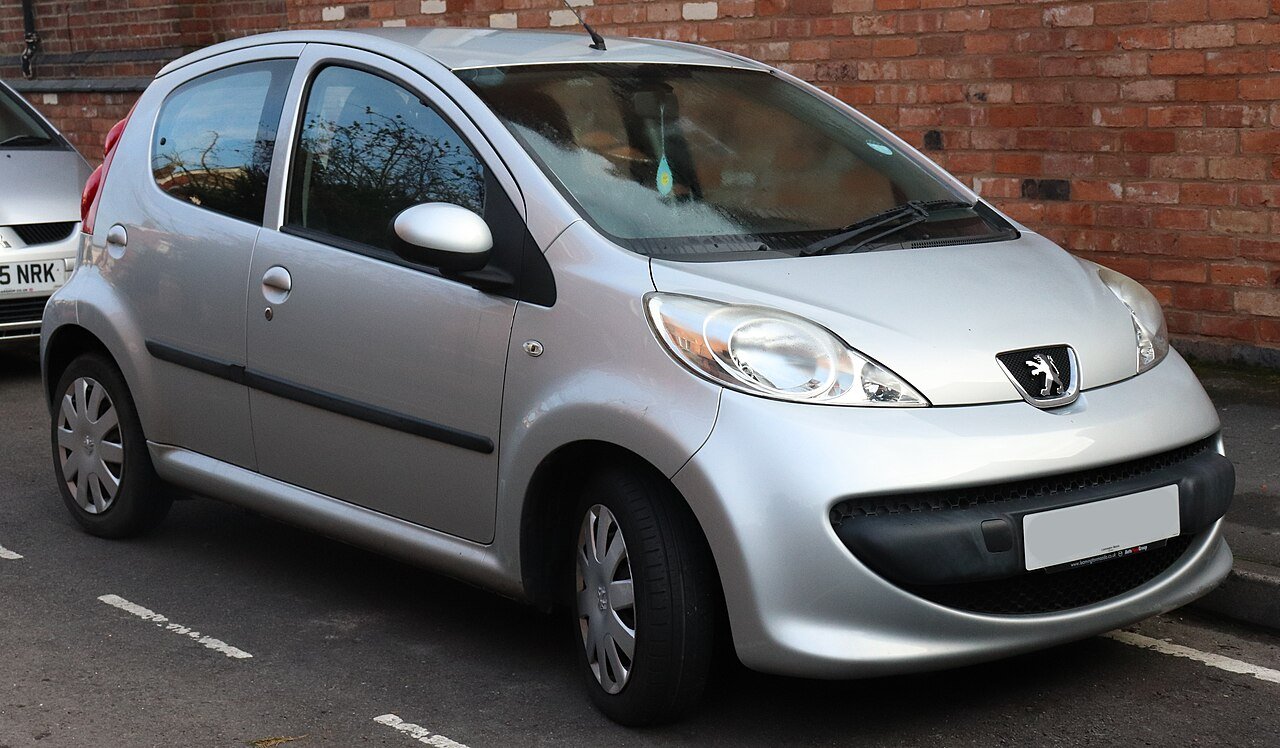 Peugeot 107 Хэтчбек (3 дв.)