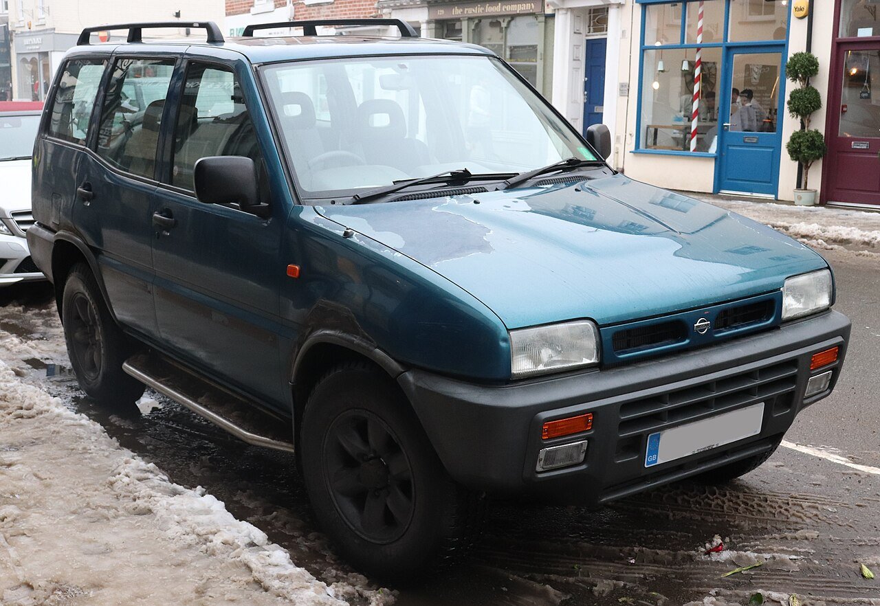 Nissan Terrano Внедорожник (5 дв.)