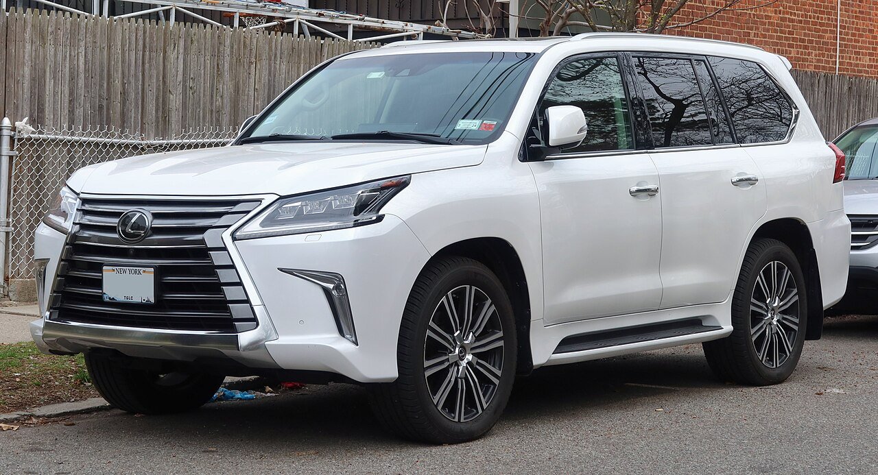 Lexus LX Внедорожник (5 дв.)