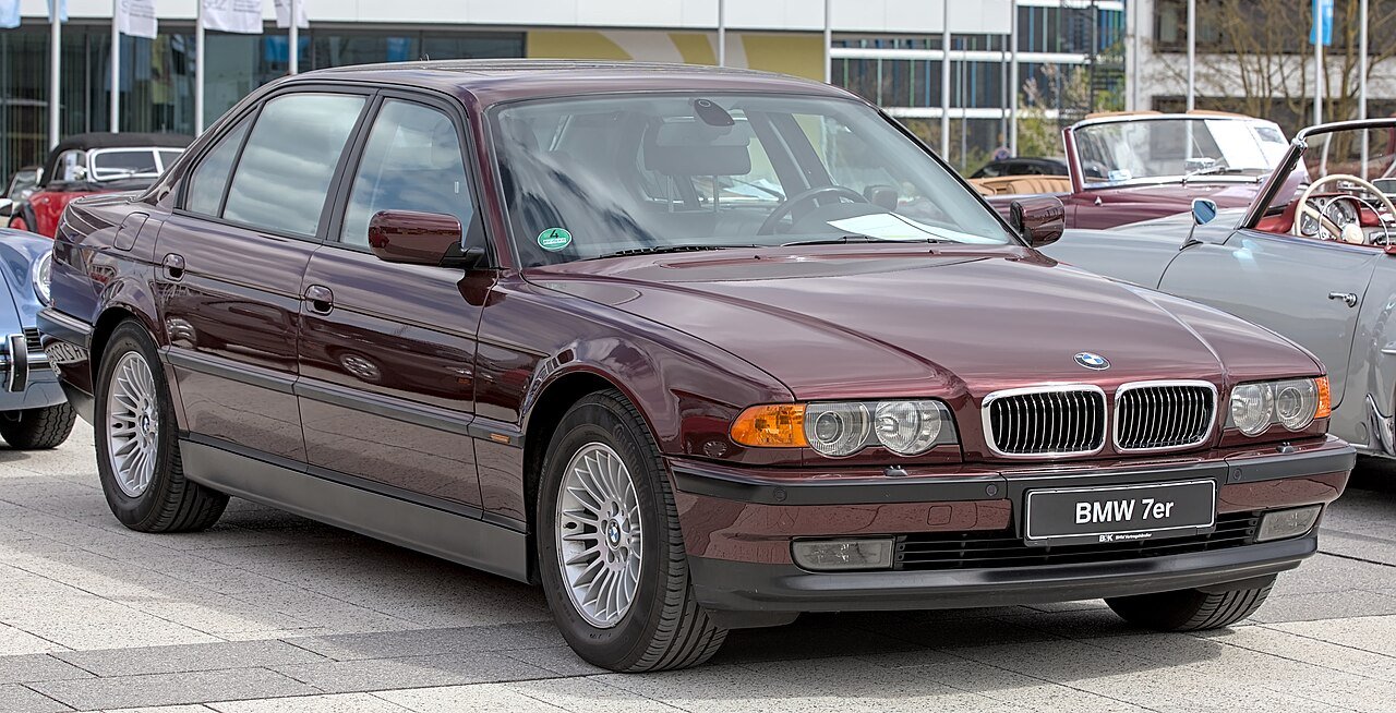 BMW 7 Series Седан