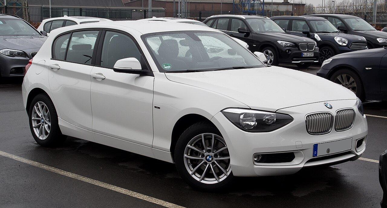 BMW 1 Series Хэтчбек (3 дв.)