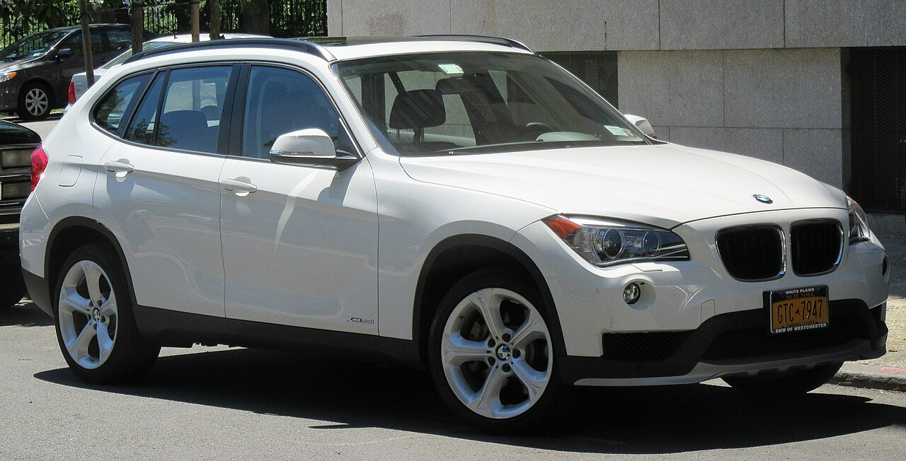 BMW X1 Внедорожник (5 дв.)