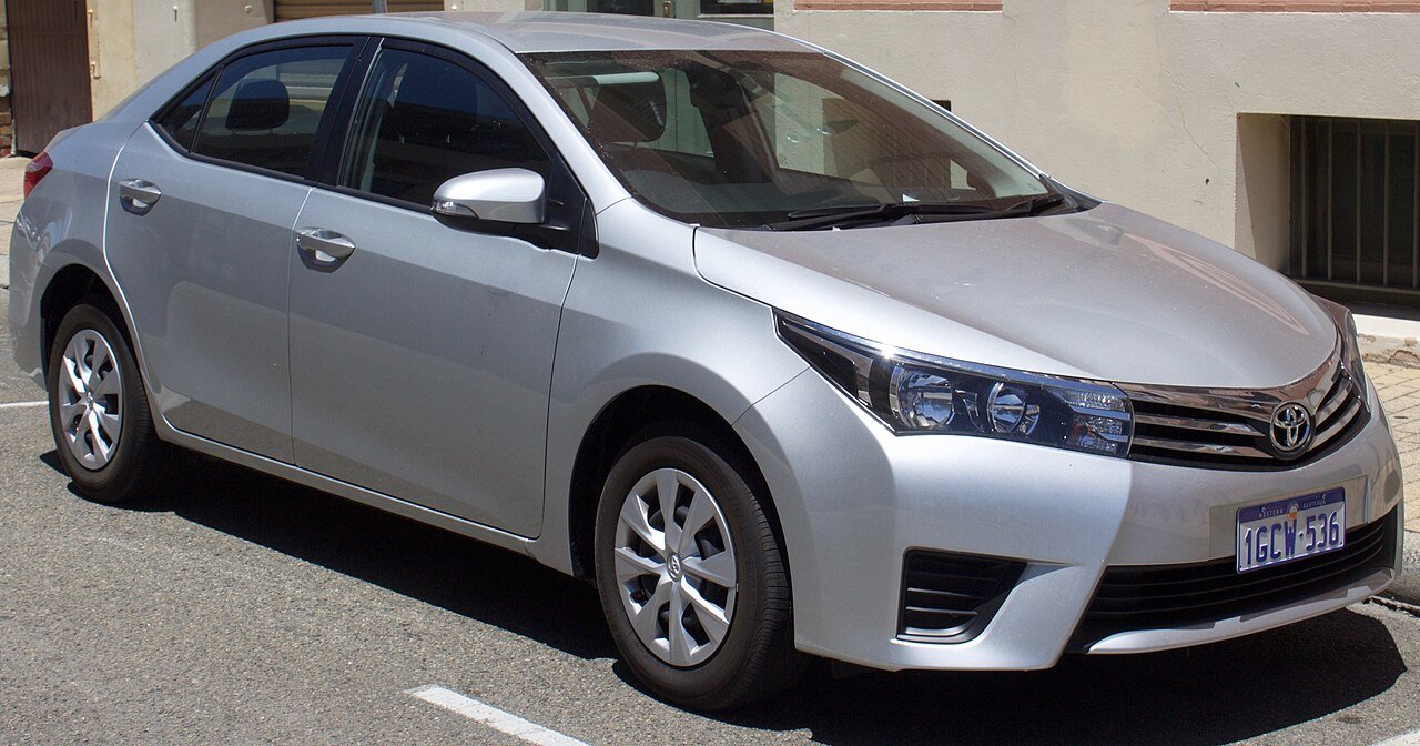 Toyota Corolla Седан