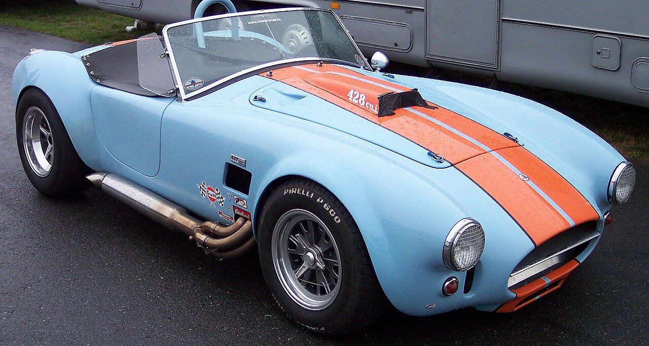 AC Cobra Родстер
