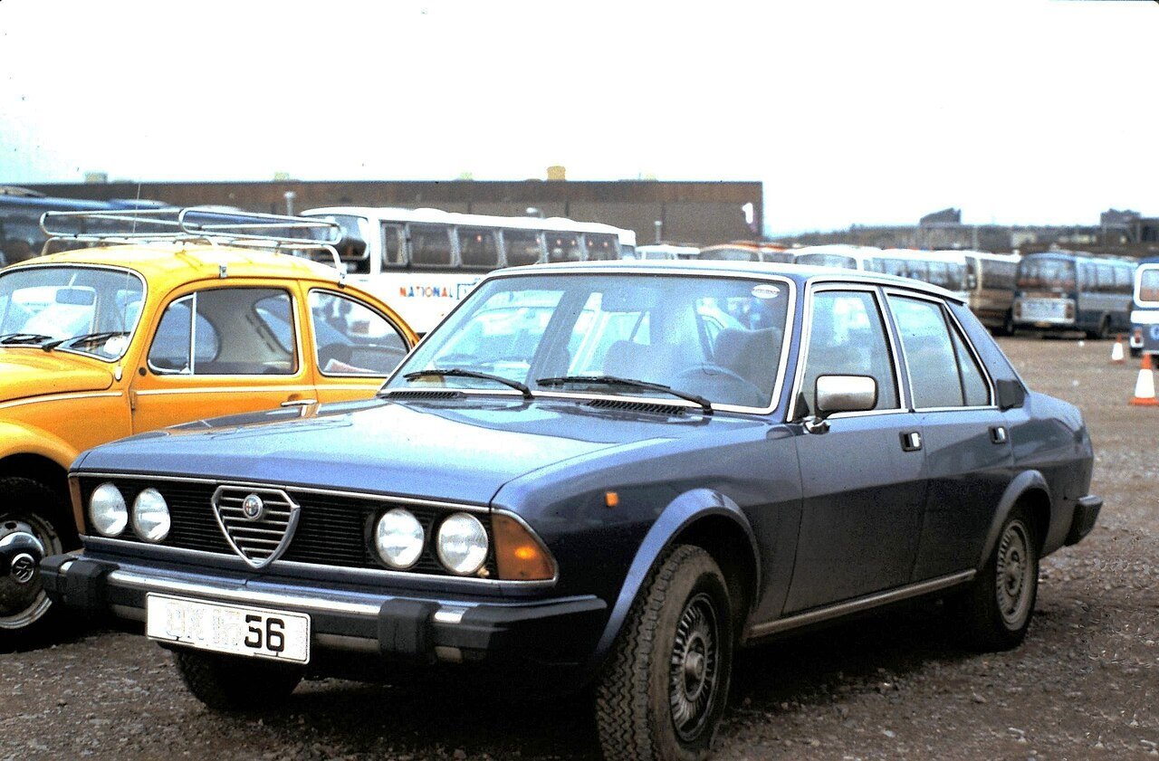 Alfa Romeo 6 Седан