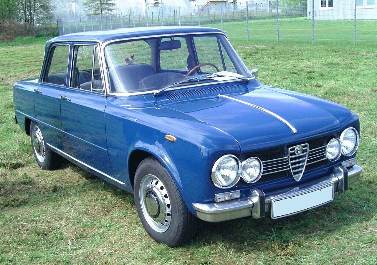 Alfa Romeo Giulia Седан