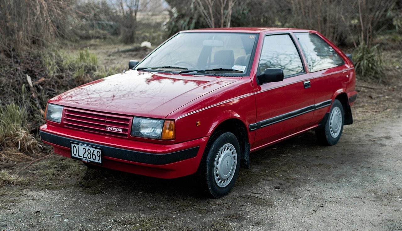 Hyundai Excel Седан