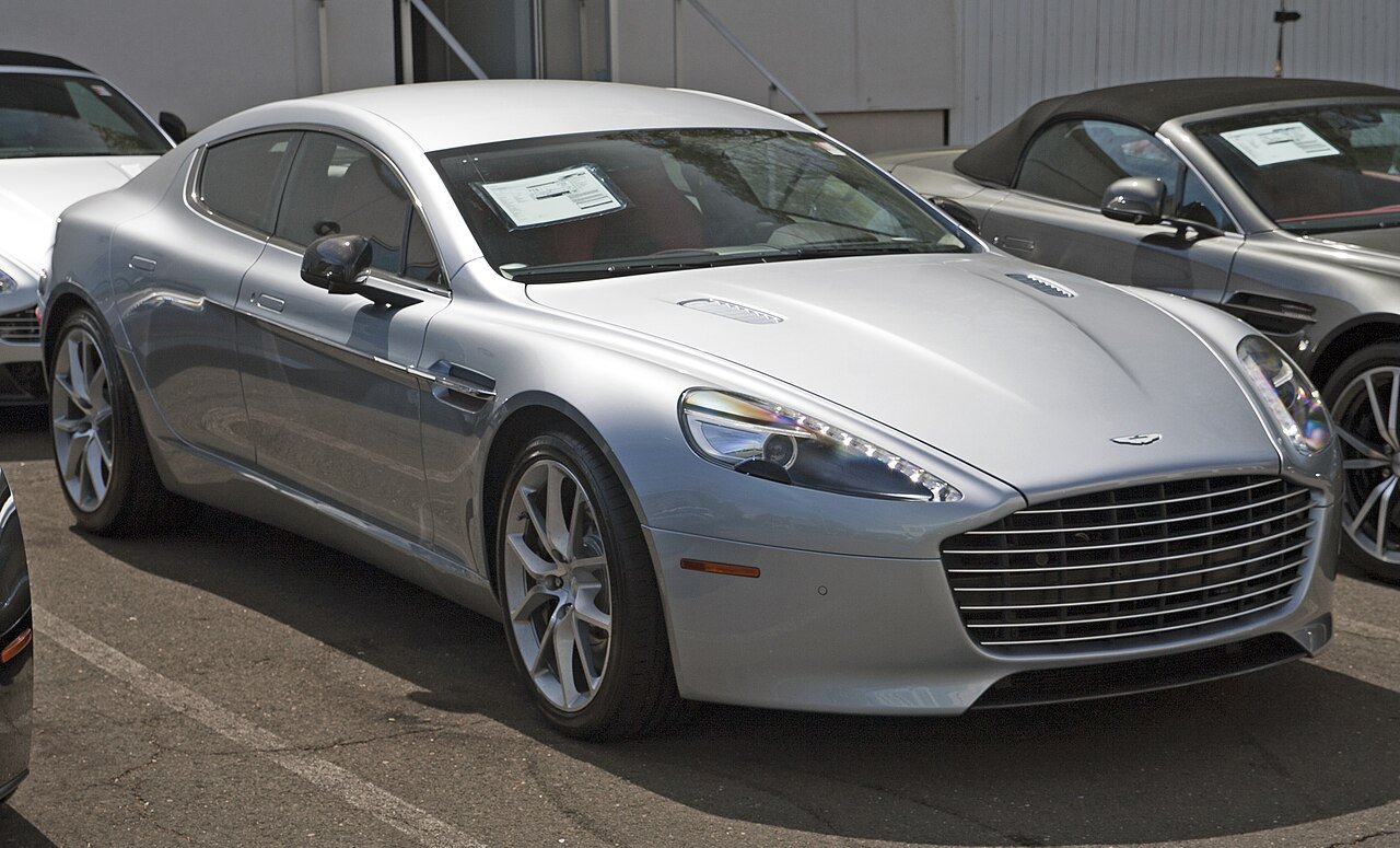 Aston Martin Rapide Лифтбек (5 дв.)