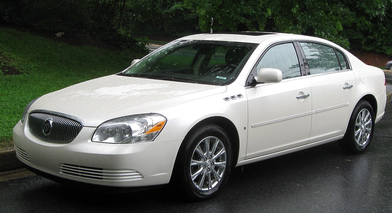 Buick Lucerne Седан