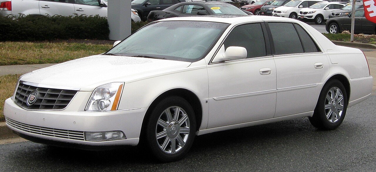 Cadillac DTS Седан