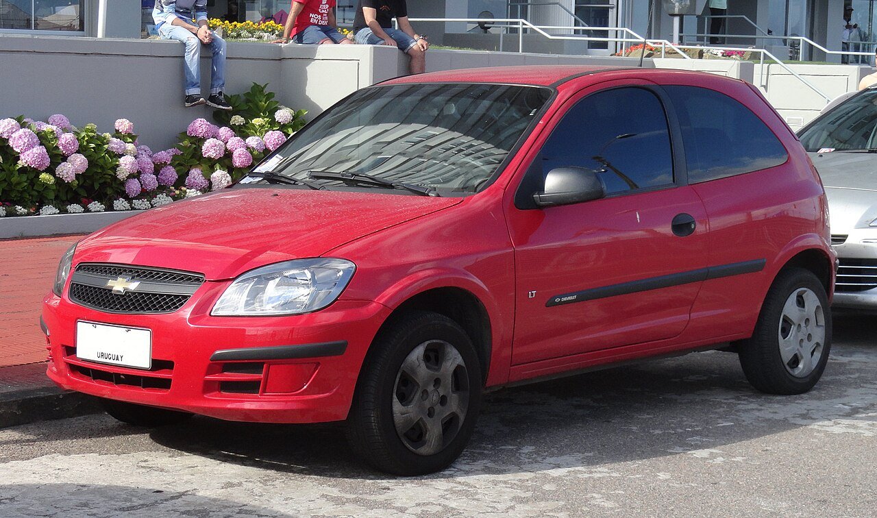 Chevrolet Celta Хэтчбек (3 дв.)