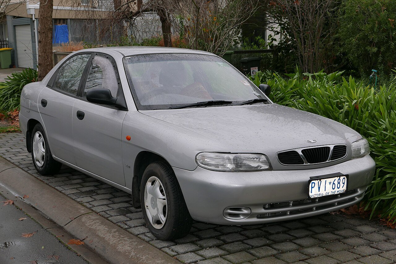 Daewoo Nubira Хэтчбек (5 дв.)