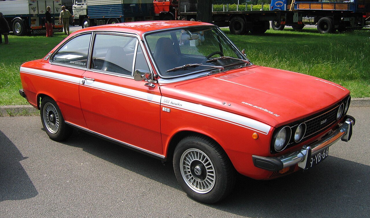 DAF 66 Седан