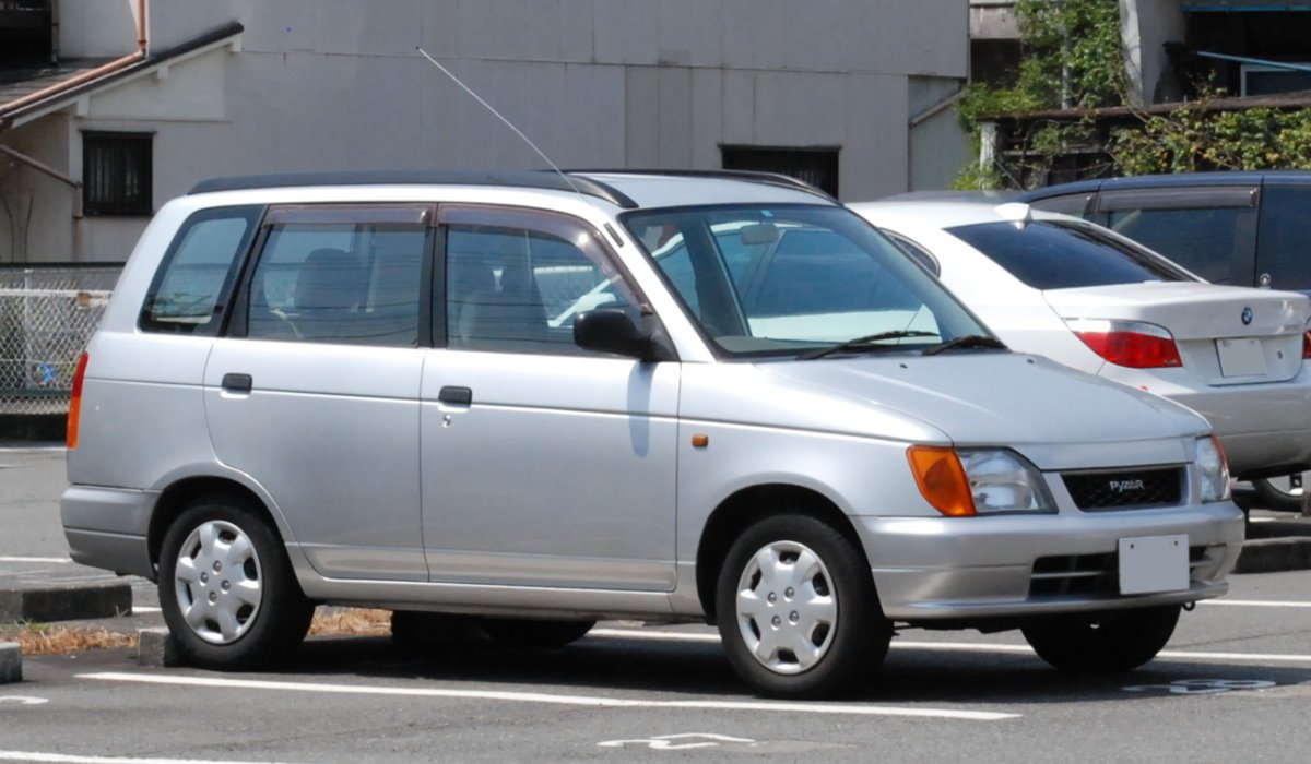Daihatsu Pyzar Микровэн