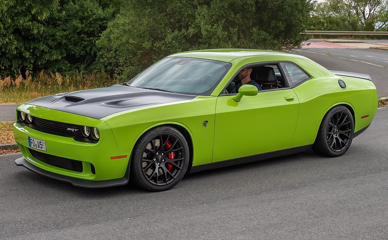 Dodge Challenger Купе