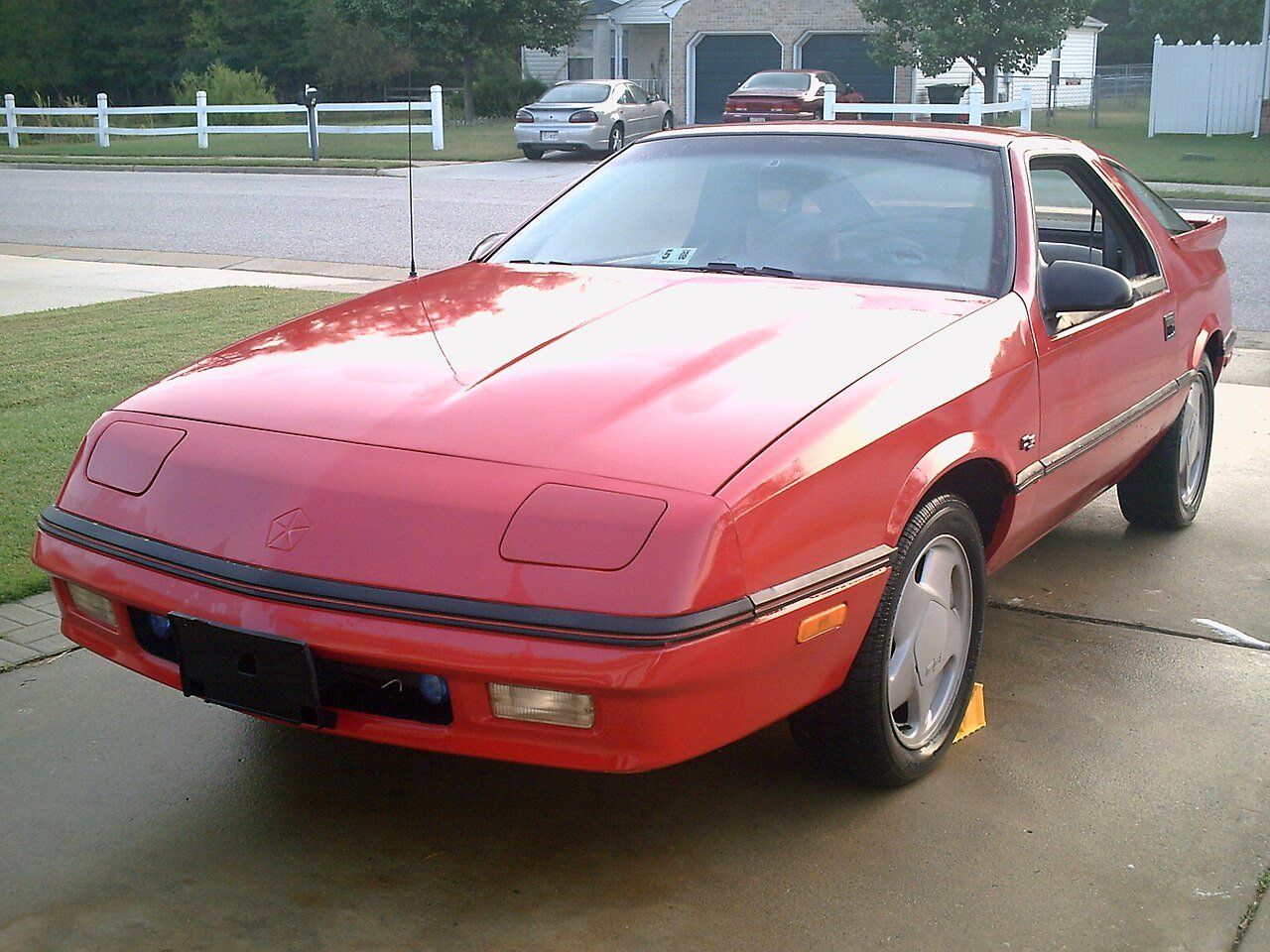 Dodge Daytona Хэтчбек (3 дв.)
