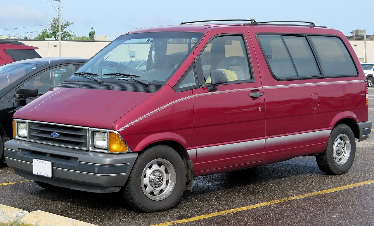 Ford Aerostar Минивэн