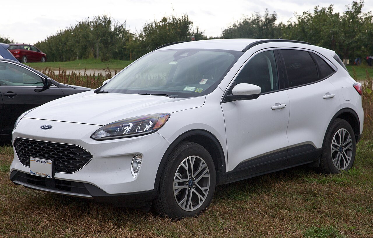 Ford Escape Внедорожник (5 дв.)