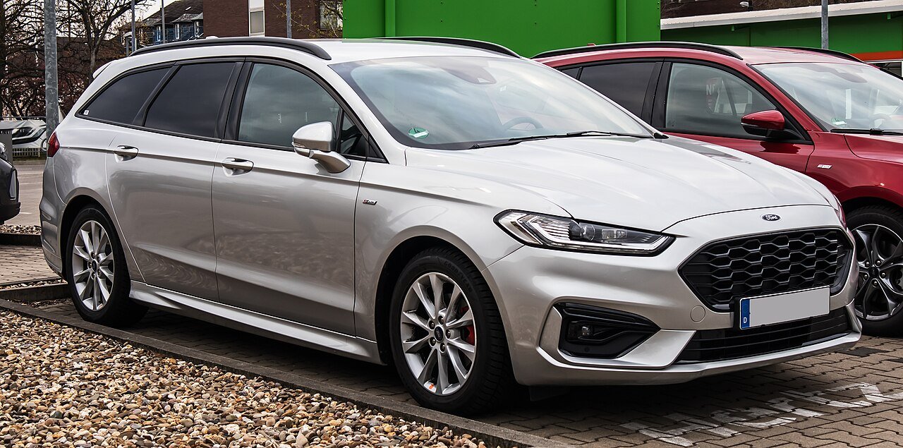 Ford Mondeo Лифтбек (5 дв.)