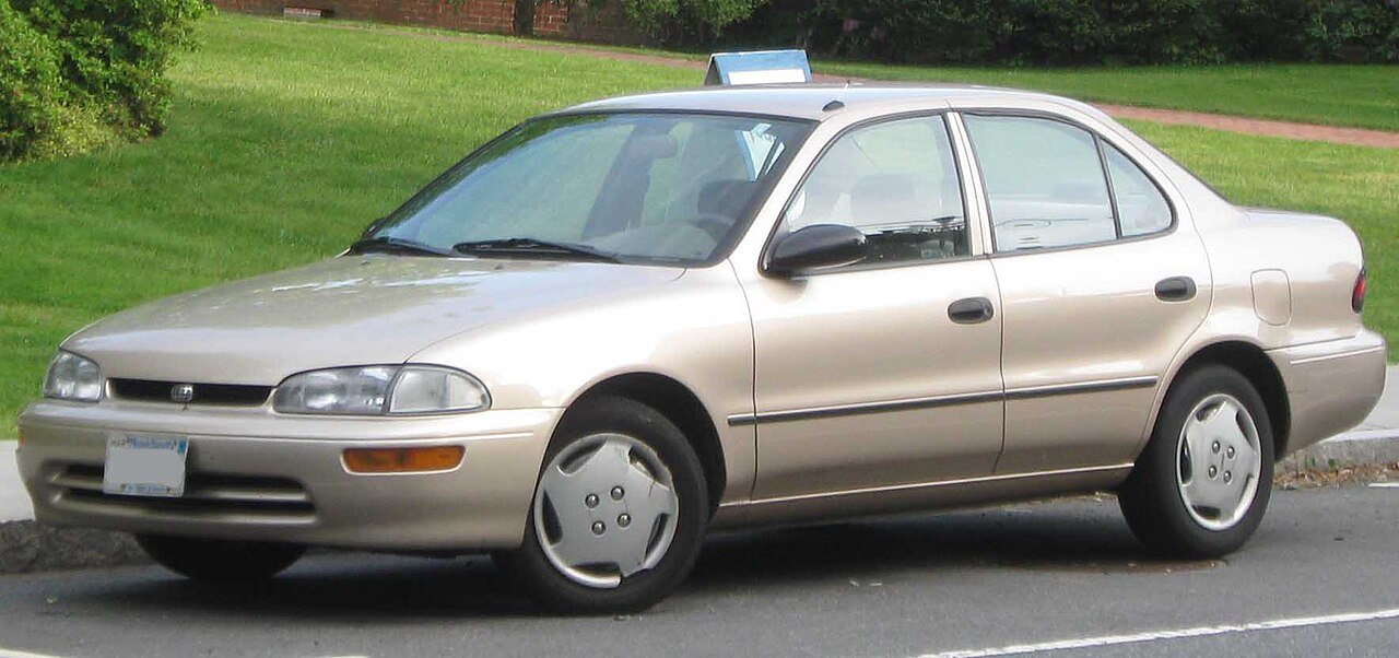 Geo Prizm Седан