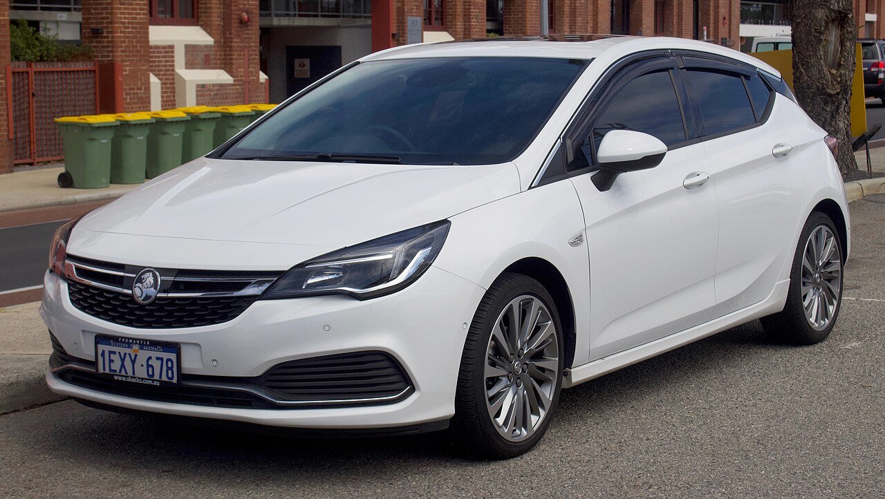 Holden Astra Седан