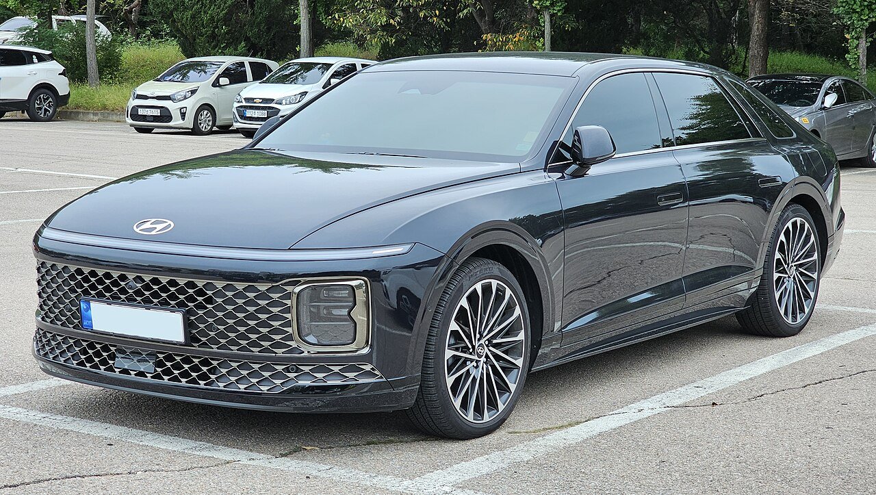 Hyundai Grandeur Седан